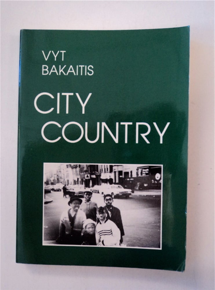 [87919] City Country. Vyt BAKAITIS.