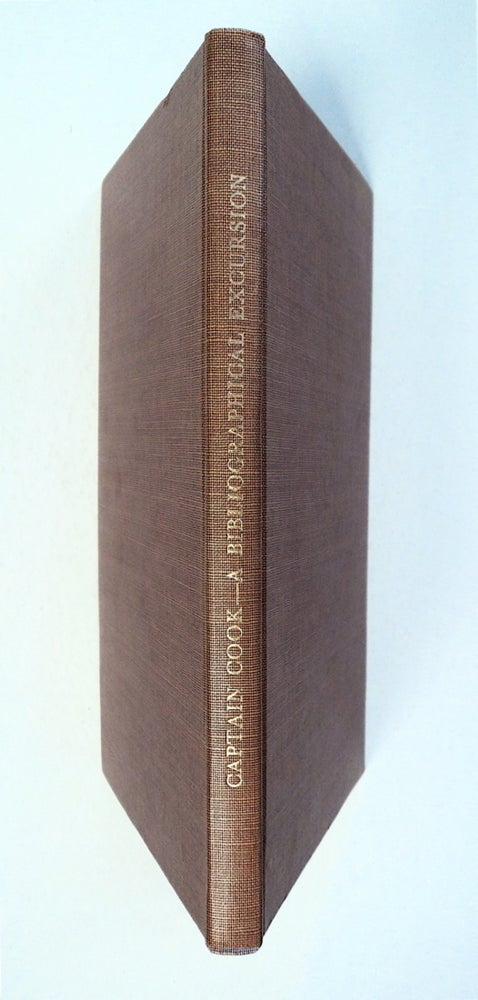 [92121] Captain James Cook, R.N., F.R.S.: A Bibliographical Excursion. Sir Maurice HOLMES.