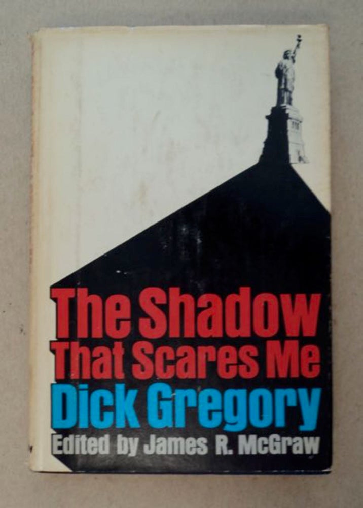[98538] The Shadow Tht Scares Me. Dick GREGORY.